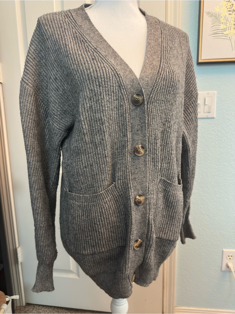 Nectar Clothing Women's Gray Button-Front Ribbed Cardigan Sweater